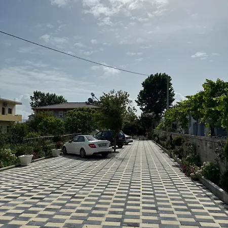 Tatil Evi House