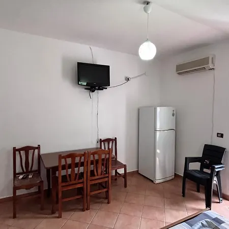 A&s Hotel *