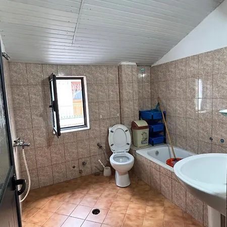 A&s Lezhë