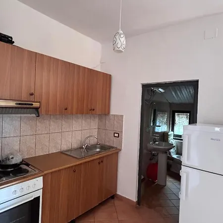 A&s * Lezhë